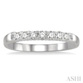 1/4 ctw 7 Stone Round Cut Diamond Wedding Band in 14K White Gold
